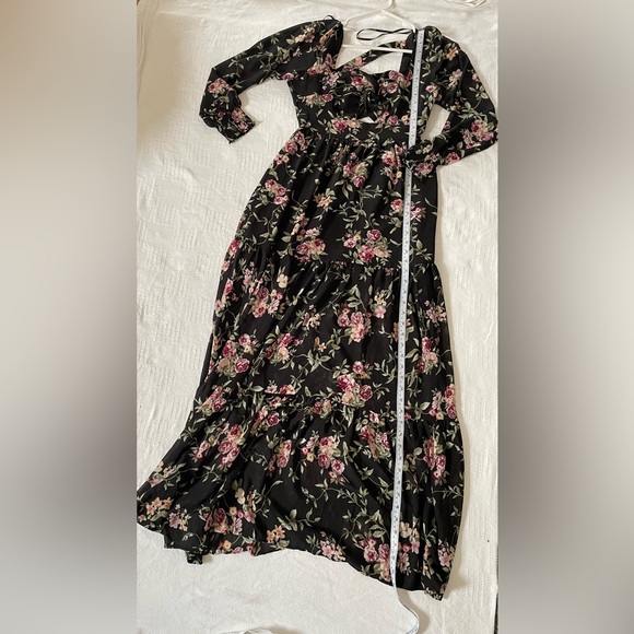 SOLD Forever 21 Long Sleeve Maxi Floral Dress - Picture 5 of 10
